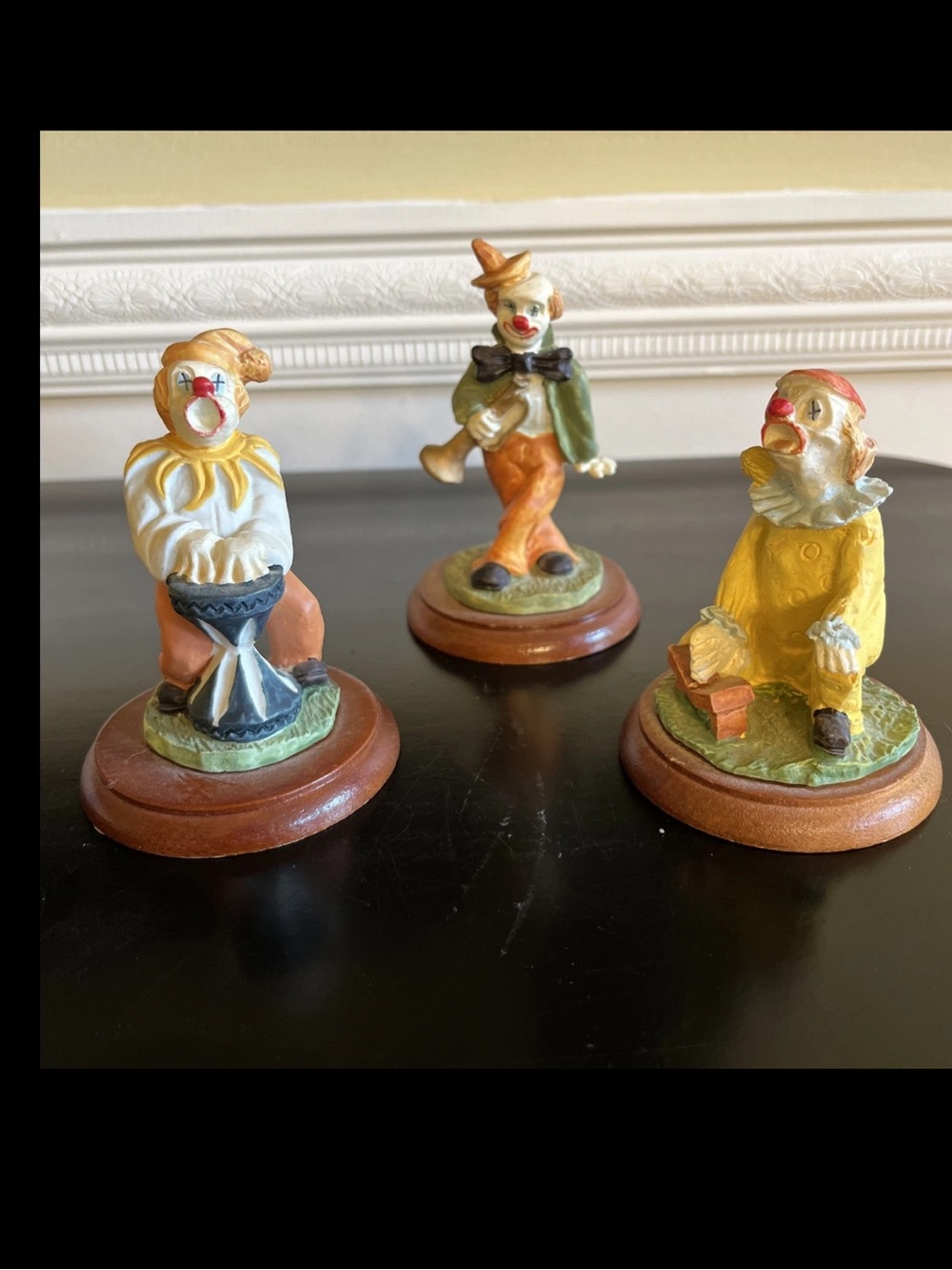 vintage 80s porcelain 4” musical clown figurines - lot of (7) mint condition